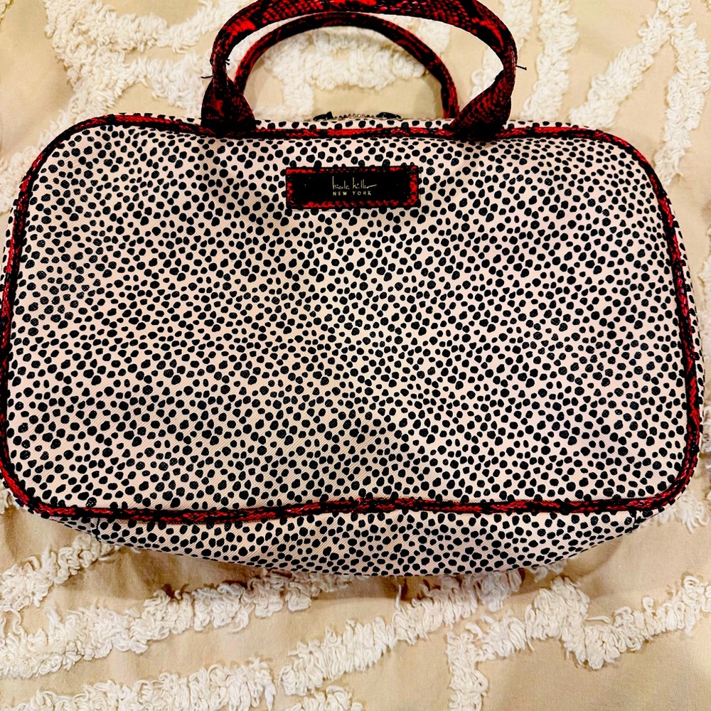 Nicole Miller travel makeup pouch/bag